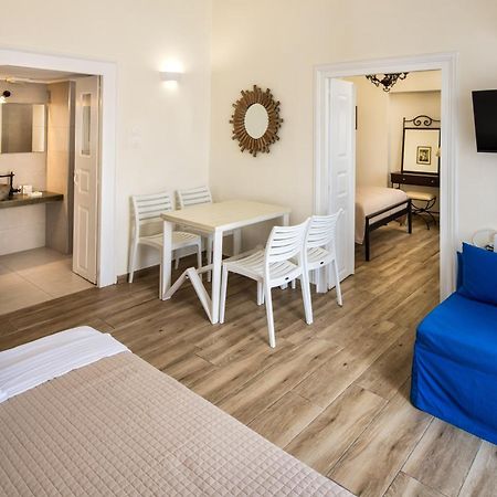 Apartamento Day One Fira Mansion Exterior foto